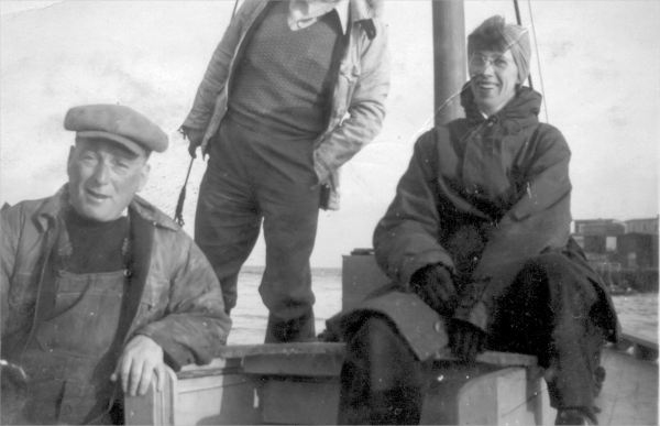 520: "Walter &amp;amp; Anne Doyle squid jigging off Red Island in Frank Ryan's boat".[courtesy  of Anne (Ryan) Doyle].  - Anne daughter of Denis Ryan &amp;amp; Mary Dunphy, married Walter Doyle